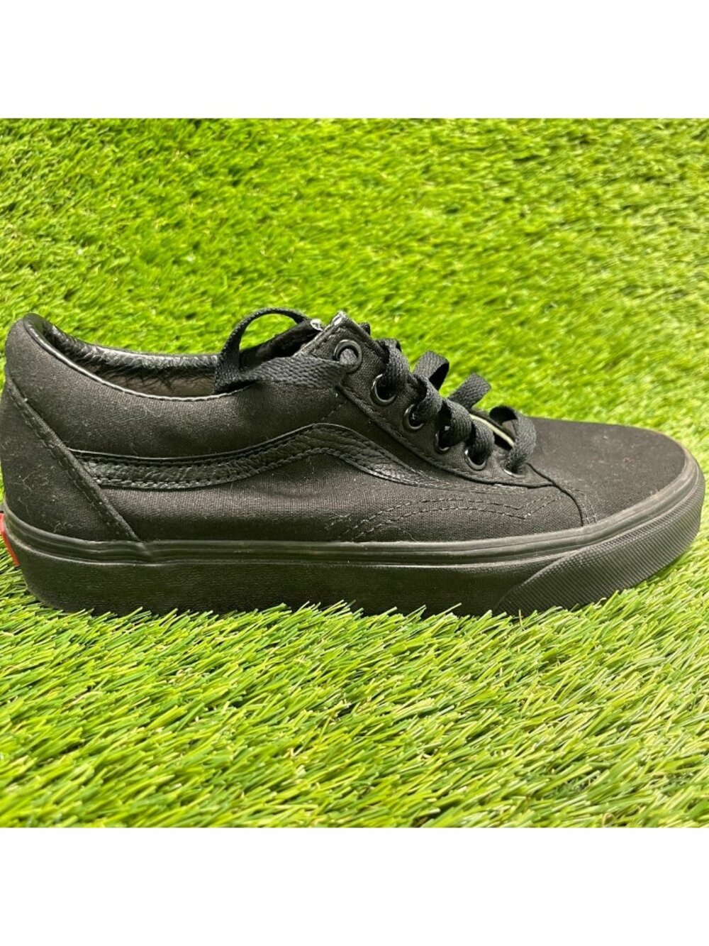 Vans Old Skool Womens Size 7.5 Triple Black Athletic Skateboard Shoes Sneakers